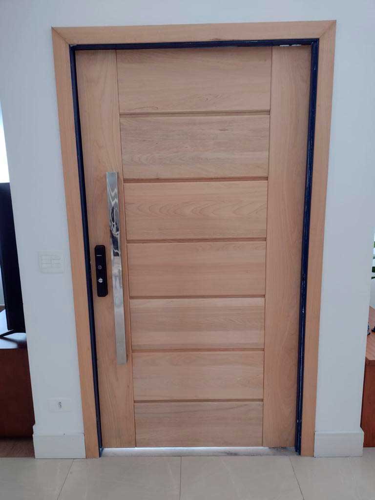 portas de madeira em sp